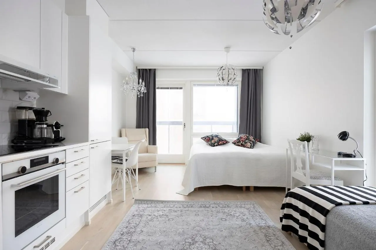 Lejlighed City Island Studio Apartment, 4 Beds, Street Parking, 3Km To Helsinki City Center, Bus Stop 200M Finland